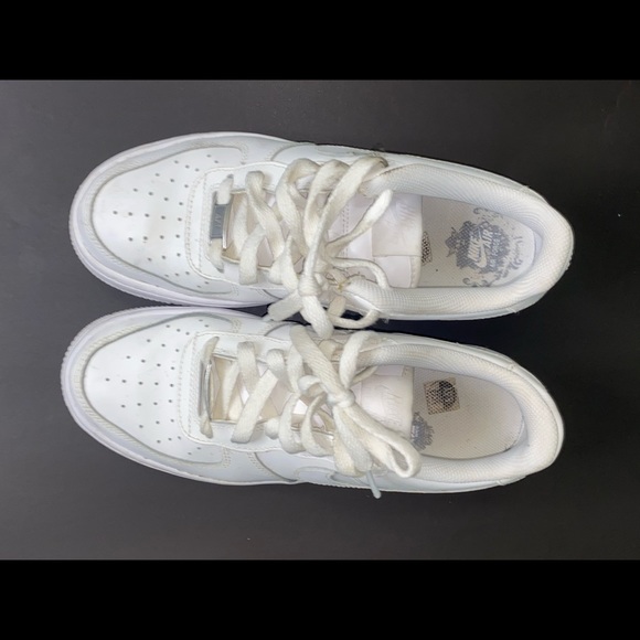 Af1 - Picture 2 of 4